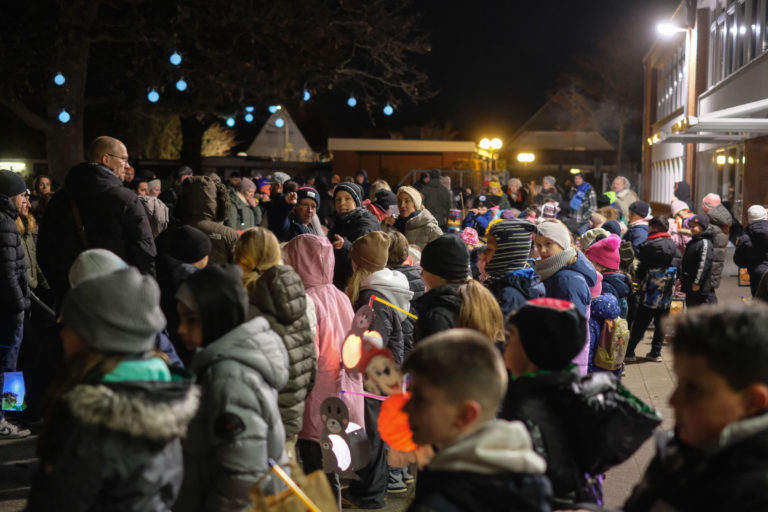 Laternenfest2025--(32)